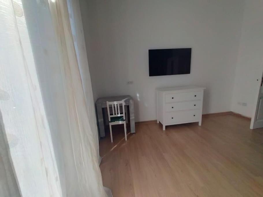 Aura Apartment Bari Buitenkant foto