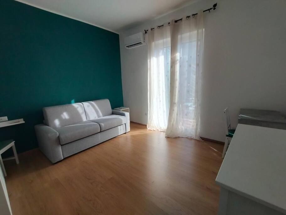 Aura Apartment Bari Buitenkant foto