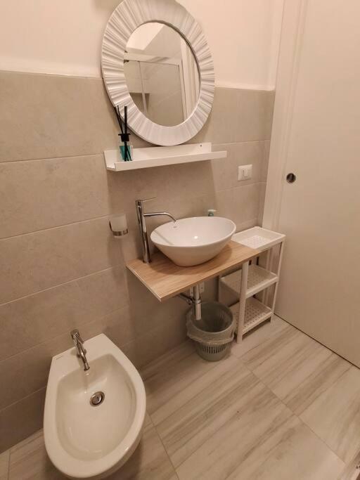 Aura Apartment Bari Buitenkant foto